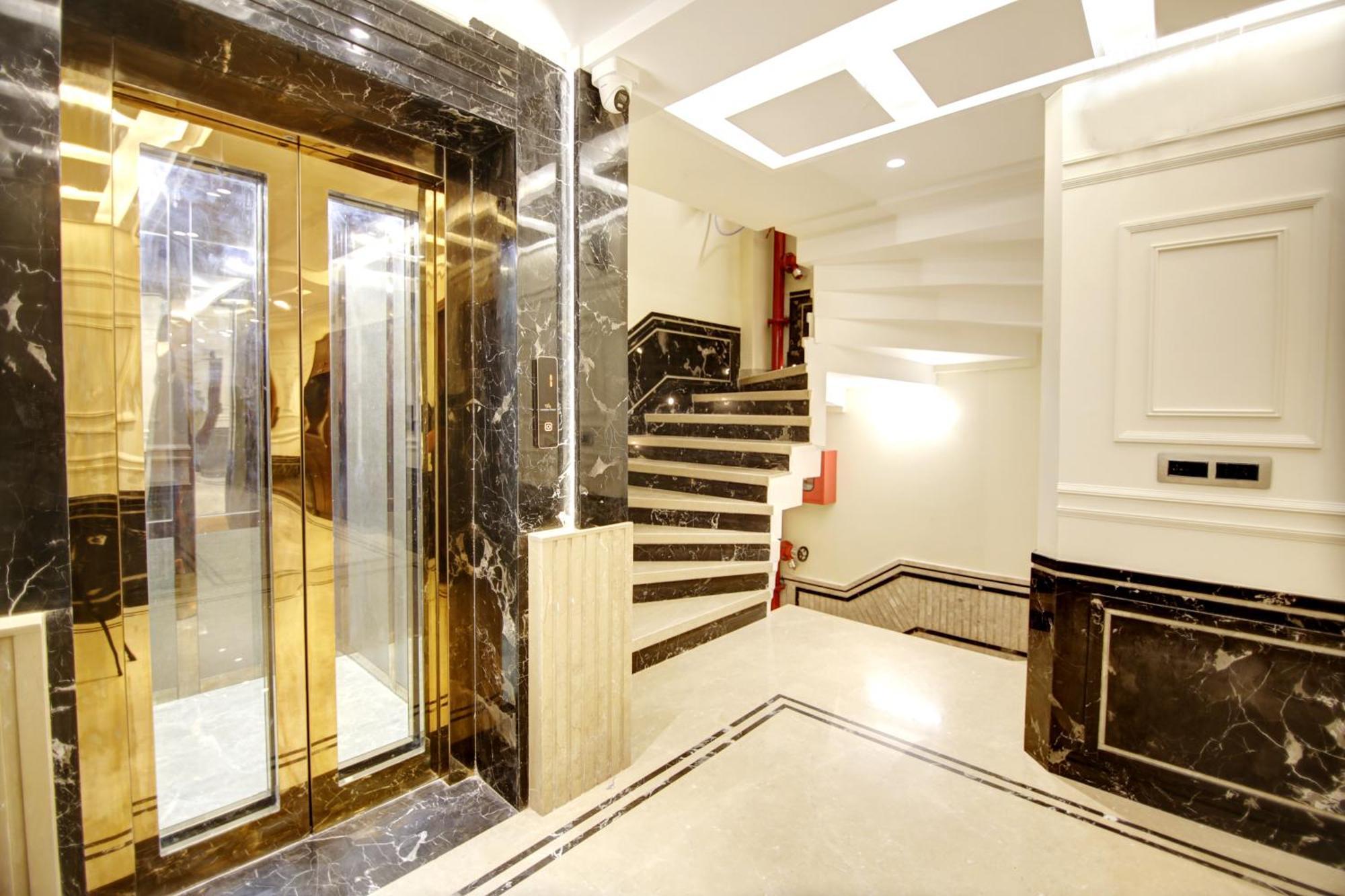 The Vanson Pride Delhi 4*