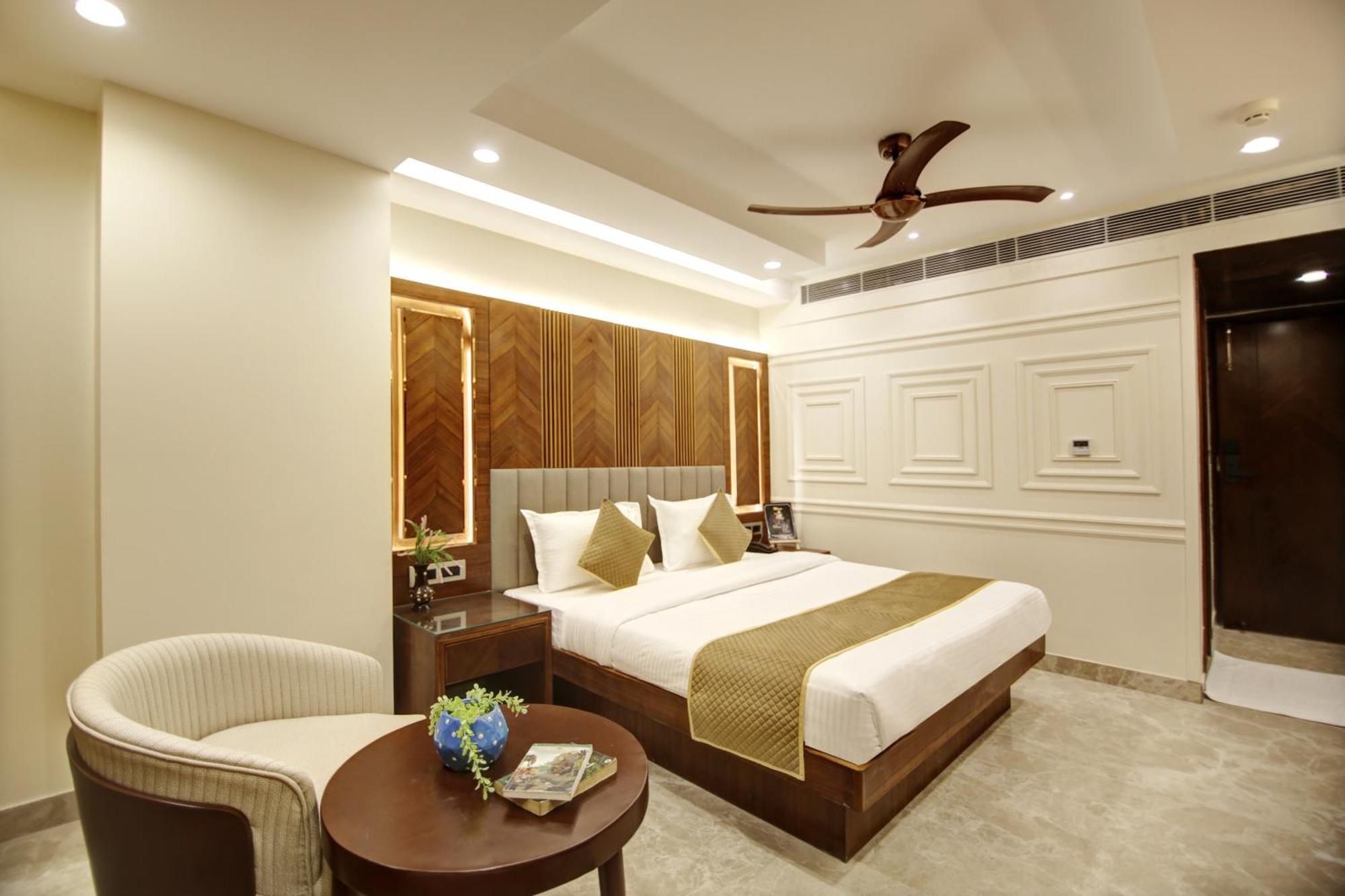 The Vanson Pride Delhi New Delhi