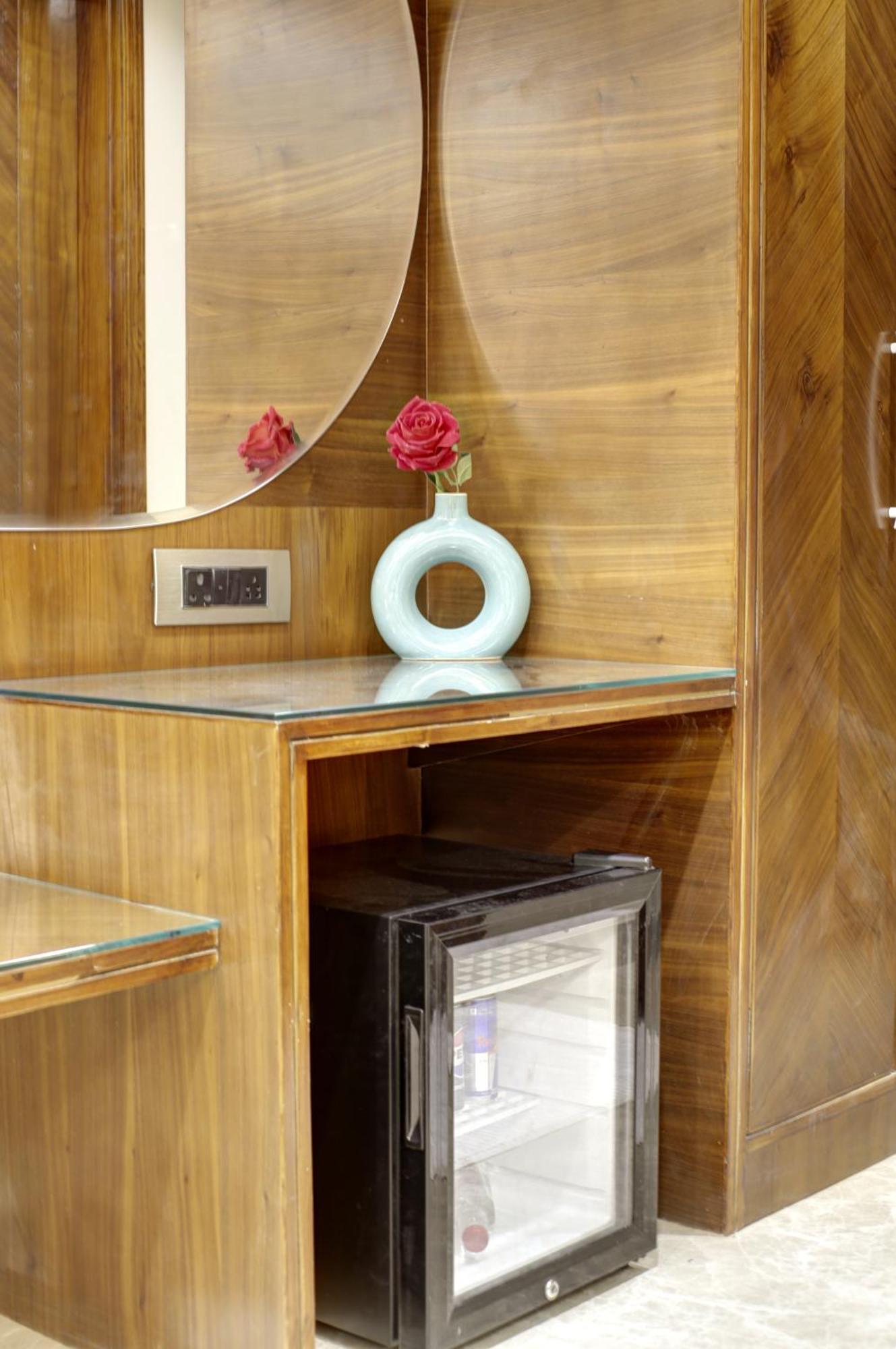 The Vanson Pride Delhi Hotel 4*