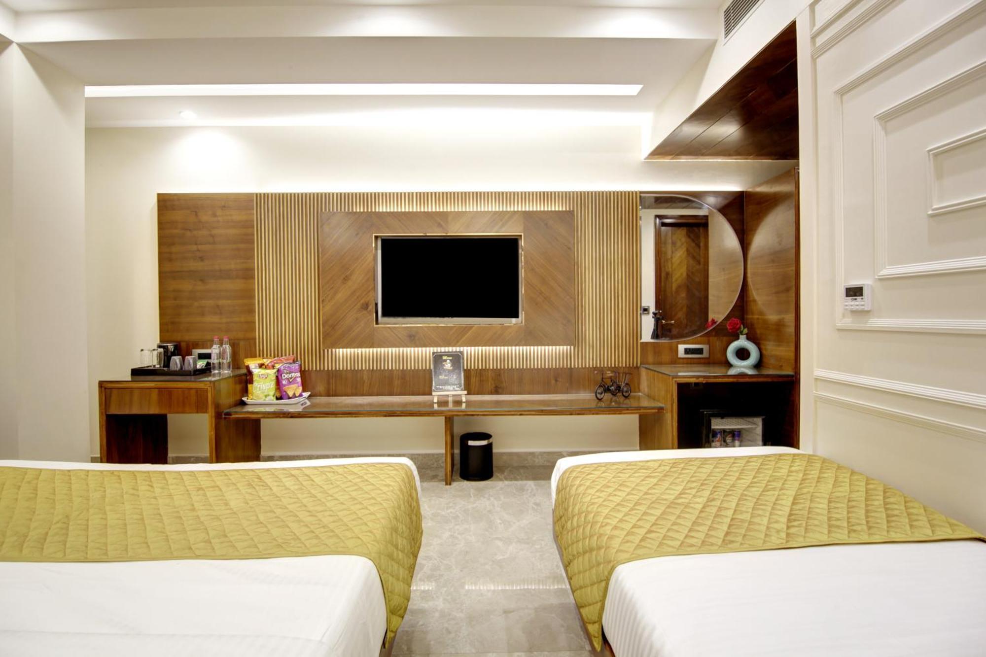 The Vanson Pride Delhi New Delhi